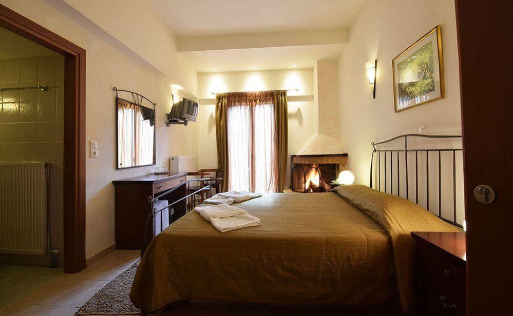Ahilion Hotel Kalavryta Exteriér fotografie