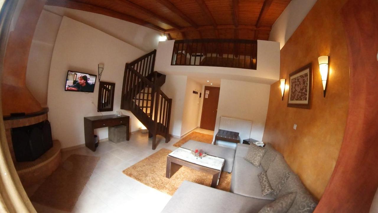 Ahilion Hotel Kalavryta Exteriér fotografie