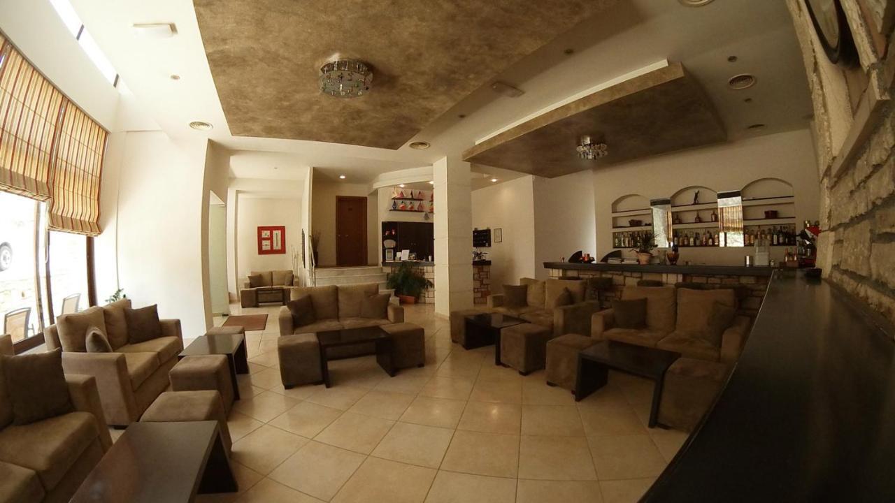 Ahilion Hotel Kalavryta Exteriér fotografie